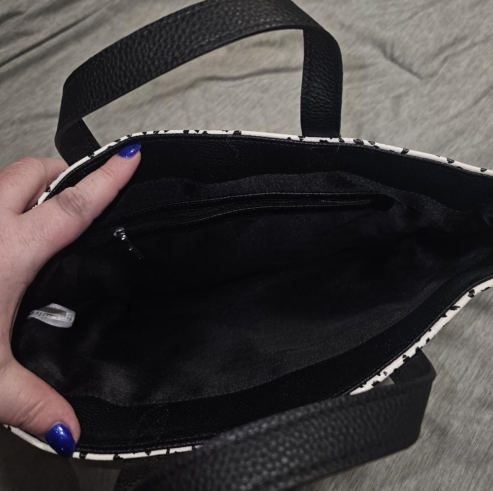 31 bag. NWOT.